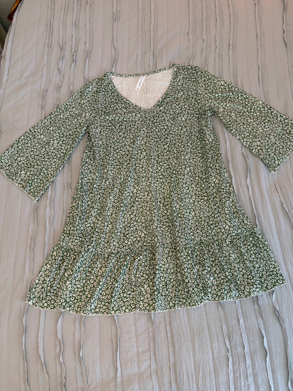 Tickled Teal Floral V-Neck Dress | Size M